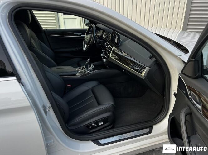 BMW 530e 37 bmw 530e 2018