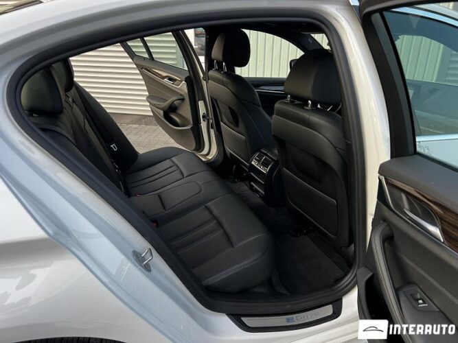 BMW 530e 39 bmw 530e 2018