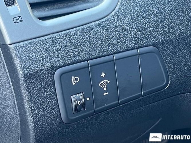 Hyundai Elantra 43 hyundai Elantra 2014