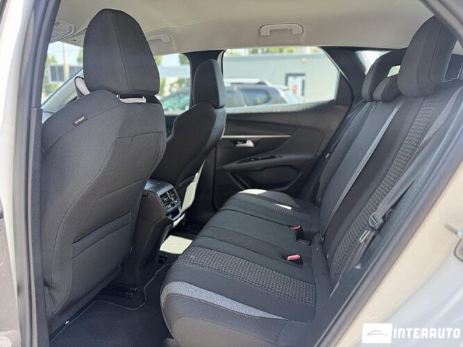 Peugeot 3008 36 peugeot 3008 2022