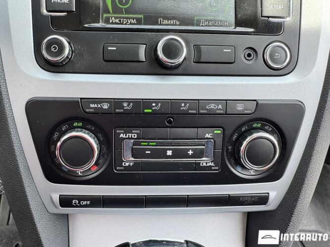 Skoda Octavia 42 skoda Octavia 2011