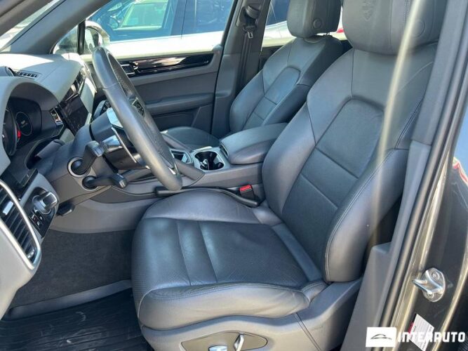 Porsche Cayenne 43 porsche Cayenne 2019