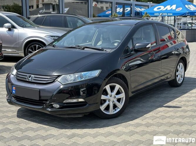 Honda Insight 2010 doar la InterAuto