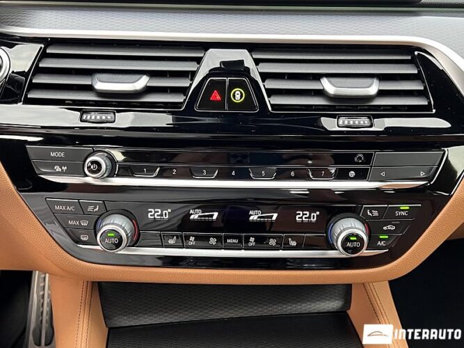 BMW 520 39 bmw 520 2021