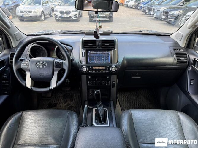 toyota Land Cruiser Prado 2012
