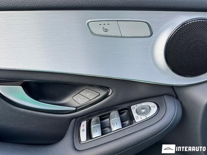 Mercedes GLC 220d Coupe 51 mercedes GLC 220d Coupe 2017