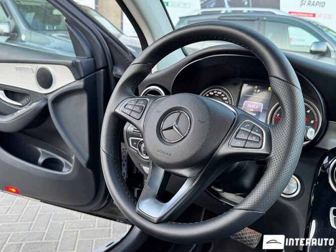 Mercedes GLC 220d Coupe 40 mercedes GLC 220d Coupe 2017