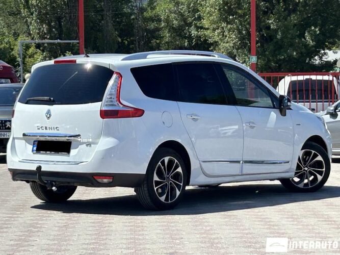 renault Grand Scenic 2015