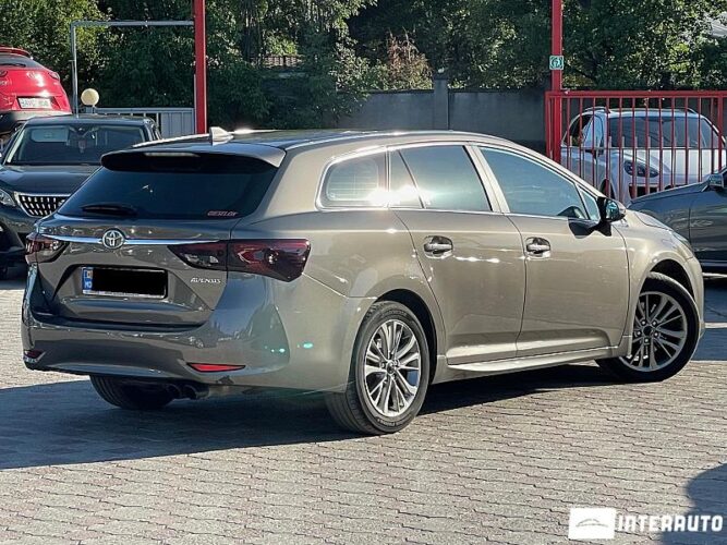 toyota Avensis 2017