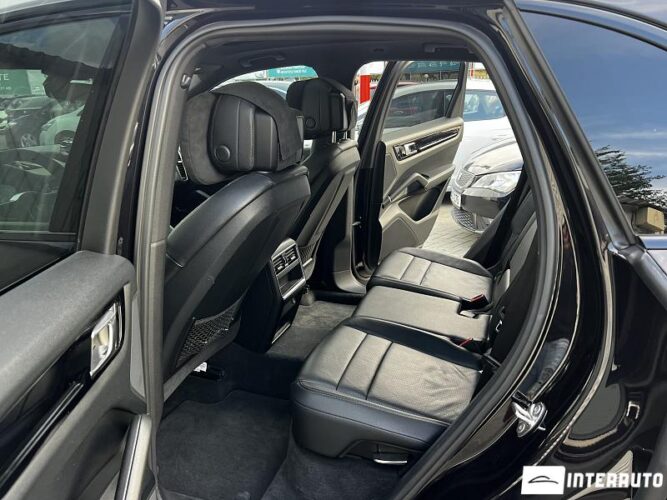 Porsche Cayenne 38 porsche Cayenne 2018