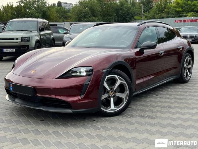 Porsche Taycan 4S 2021 doar la InterAuto