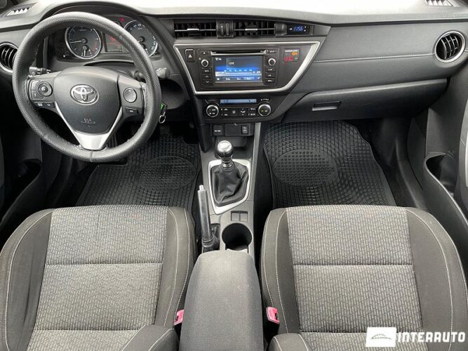 toyota Auris 2014