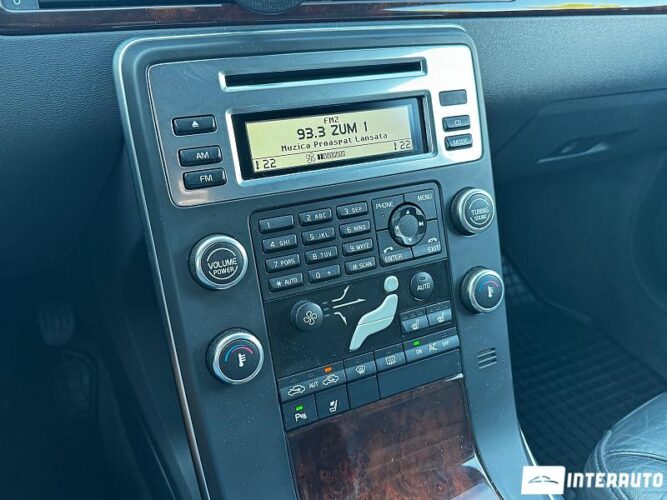 Volvo S 80 42 interauto-car