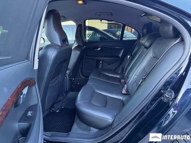 Volvo S 80 37 interauto-car