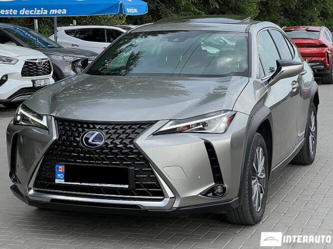 Lexus UX 300e 2021 doar la InterAuto