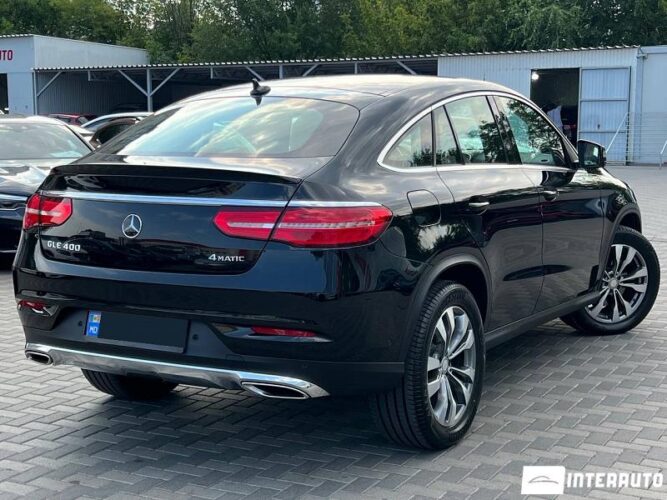 Mercedes GLE Coupe 400 36 mercedes GLE Coupe 400 2015