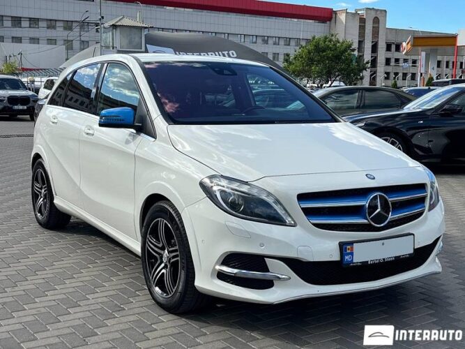 Mercedes B 250E 2015 doar la InterAuto