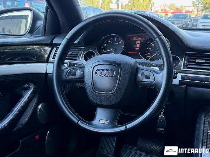 audi S8 2007