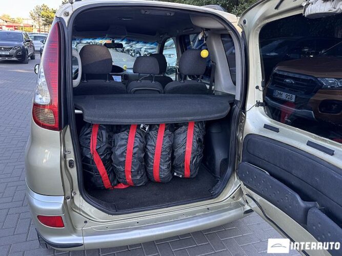 toyota Yaris Verso 2004