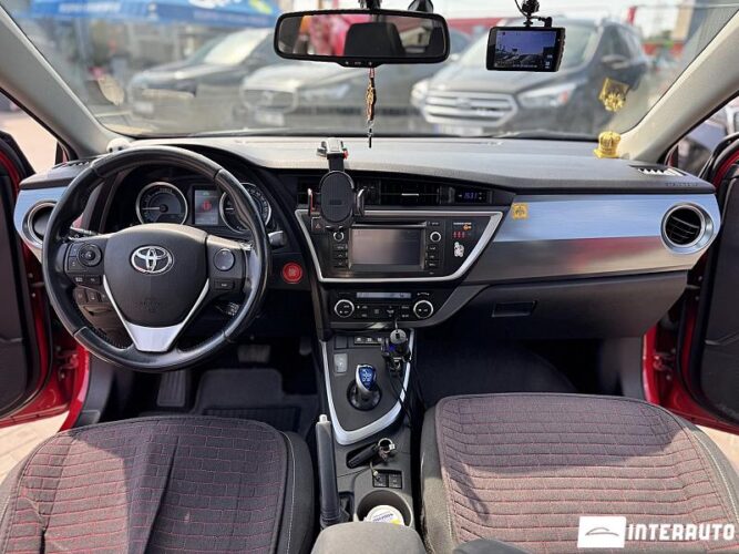 toyota Auris 2014