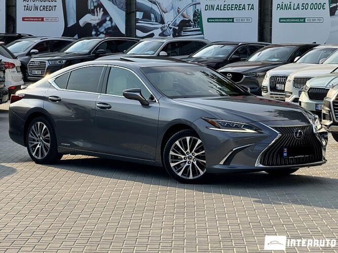 Lexus ES 300h 2019 doar la InterAuto