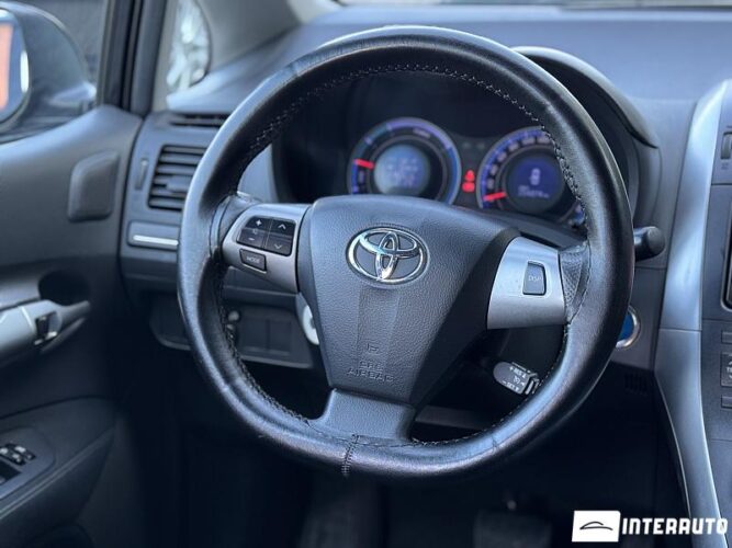 toyota Auris 2011
