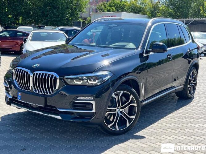 BMW X5 4.5e 2020 doar la InterAuto