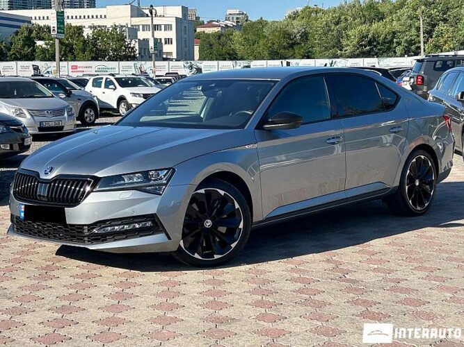 Skoda Superb 2021 doar la InterAuto