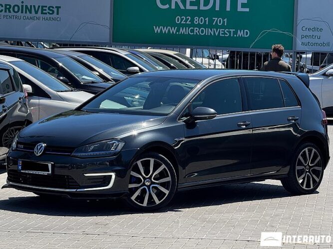 Volkswagen Golf GTE 2014 doar la InterAuto