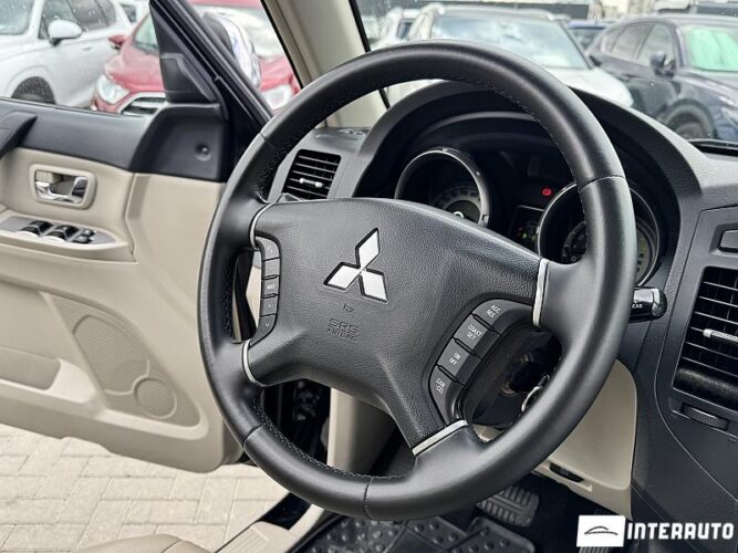 mitsubishi Pajero 2009
