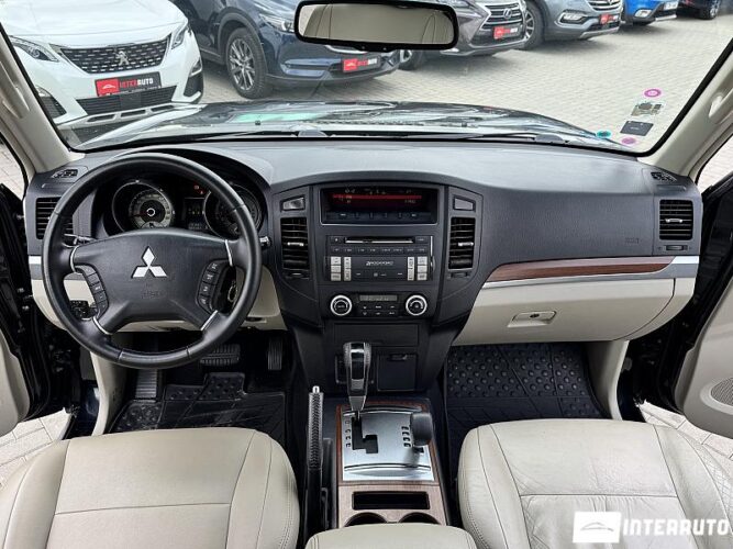 mitsubishi Pajero 2009