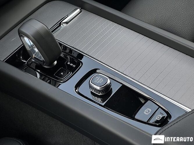 volvo V 60 Cross Country 2024