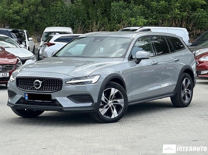 volvo V 60 Cross Country 2024