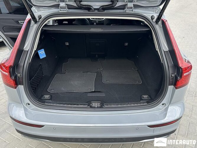 volvo V 60 Cross Country 2024