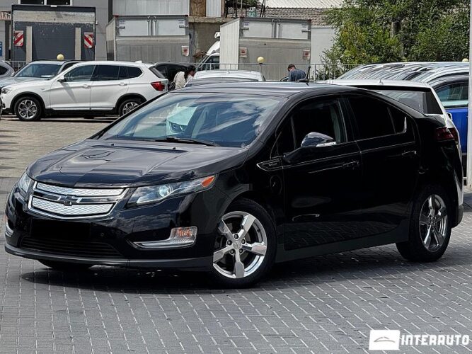 Chevrolet Volt 2011 doar la InterAuto
