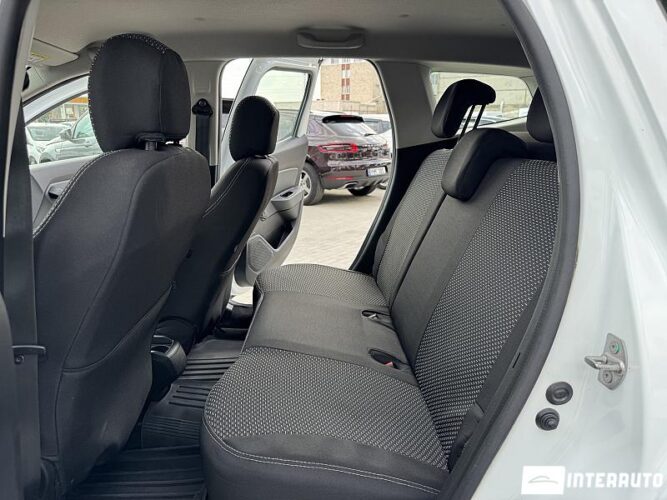 Dacia Duster 41 dacia Duster 2020