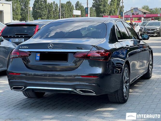 Mercedes E 220 38 mercedes E 220 2021