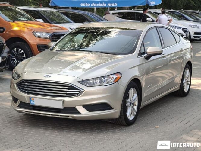 Ford Fusion 2018 doar la InterAuto