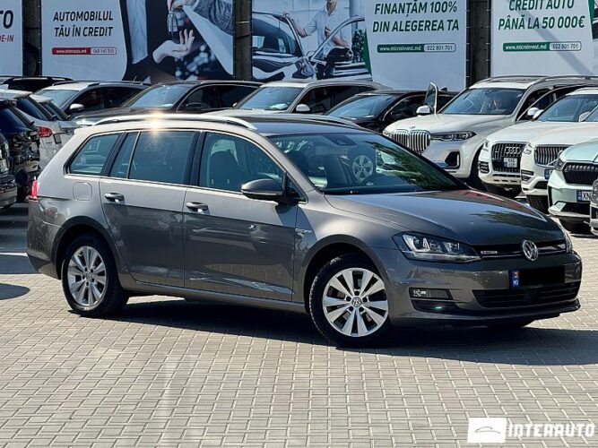 Volkswagen Golf 2015 doar la InterAuto