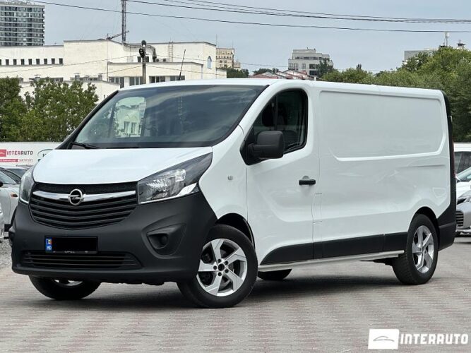 Opel Vivaro 2018 doar la InterAuto