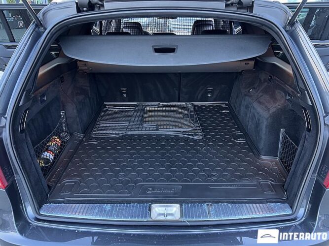 Mercedes E 220 54 mercedes E 220 2013