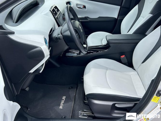 Toyota Prius 40 toyota Prius 2019