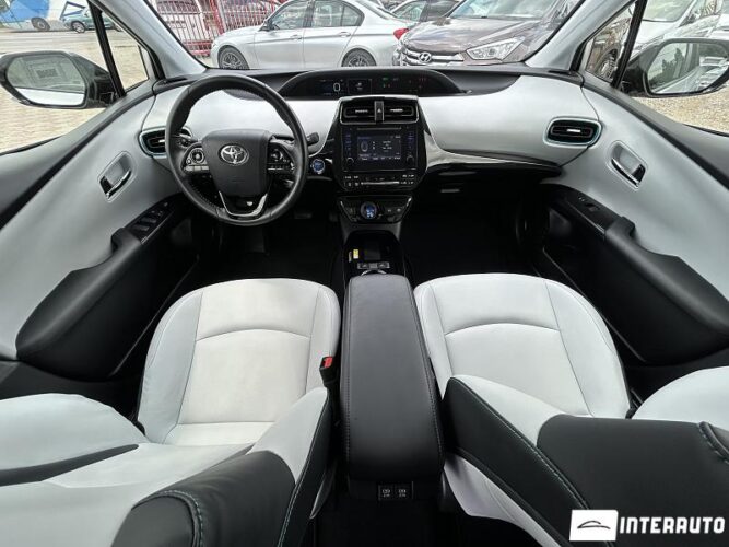 Toyota Prius 41 toyota Prius 2019