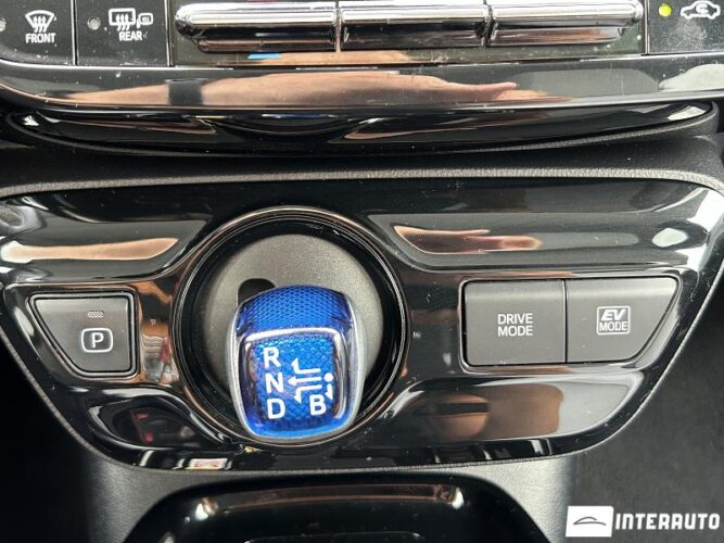 Toyota Prius 47 toyota Prius 2019