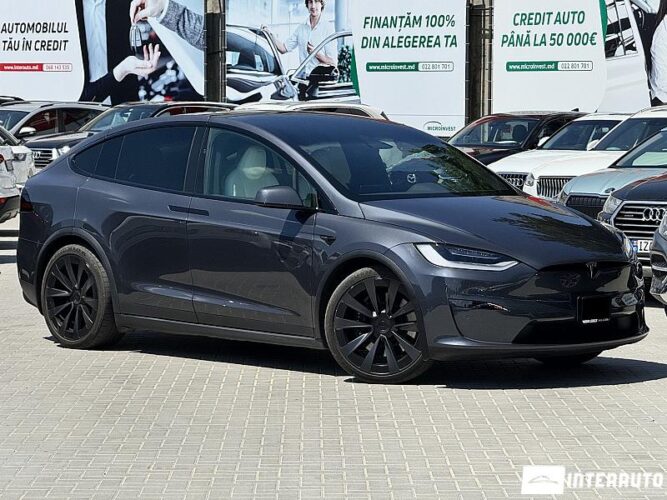 Tesla Model X Plaid 2022 doar la InterAuto