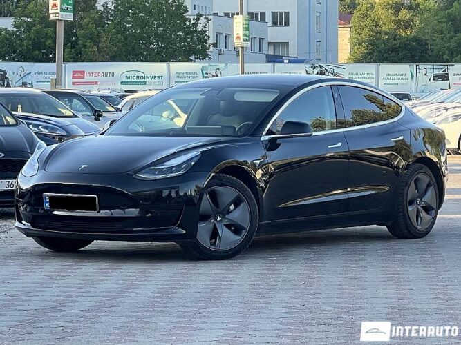 Tesla Model 3 2019 doar la InterAuto