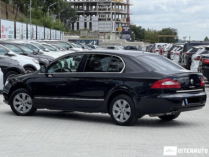 Skoda Superb 36 skoda Superb 2012