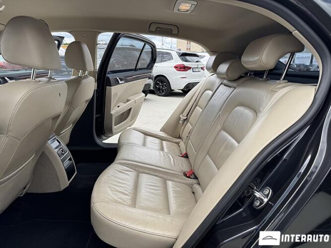 Skoda Superb 45 skoda Superb 2012