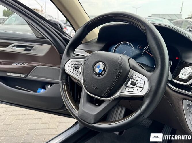 bmw 740 2017
