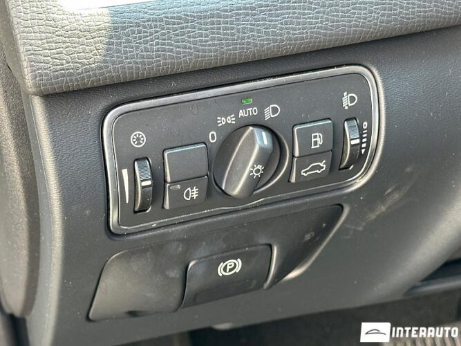 Volvo XC 60 33 interauto-car